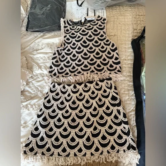 Mango Black and Cream Skirt set - Picture 2 of 3